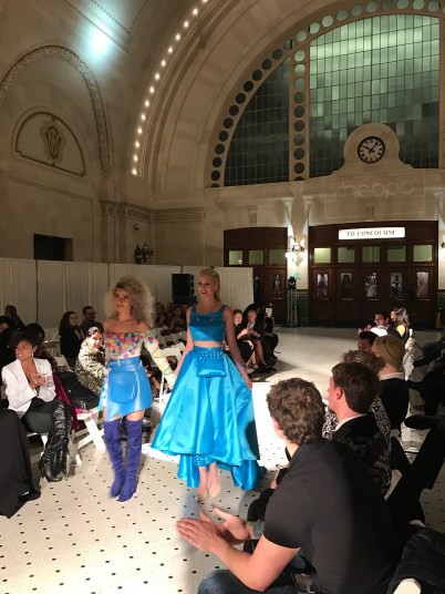 20161015_050612785_ios