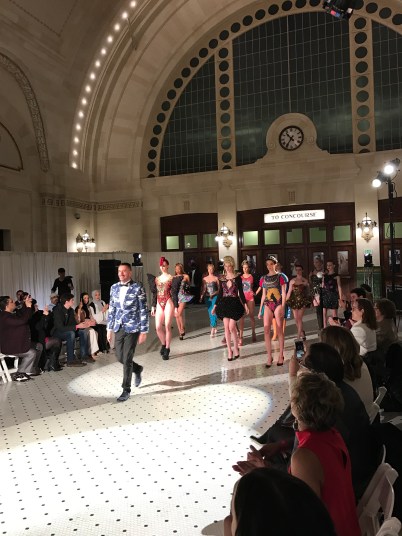 20161016_053550420_ios